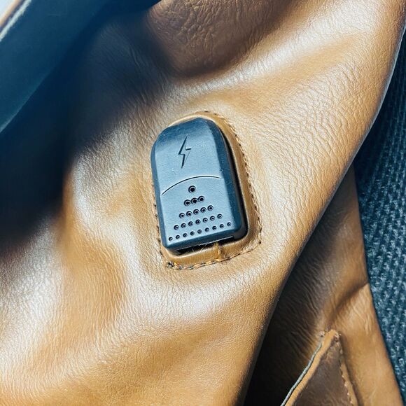 LXY Vegan Leather Laptop backpack, Vintage, USB charging port, Multiple pockets - Picture 8 of 9